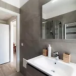 Casa Sofia - By Myhomeincomo 아파트 메나지오