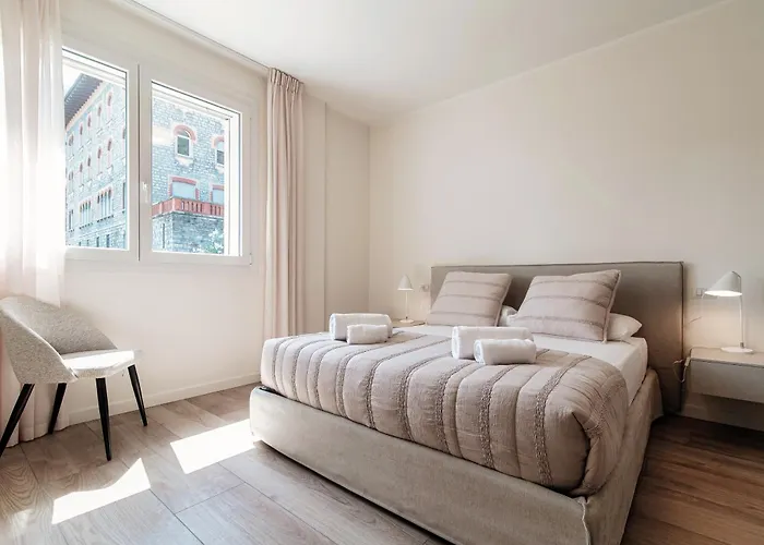 Casa Sofia - By Myhomeincomo شقة